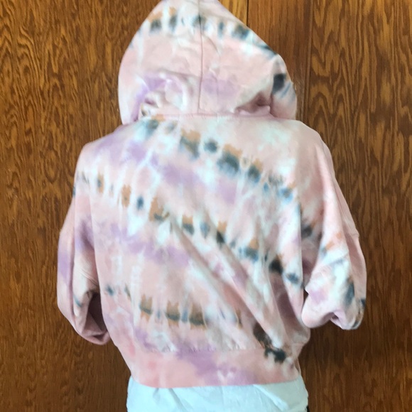 Young Fabulous & Broke Crop Hoodie Zip front Size M NWT - Picture 5 of 11